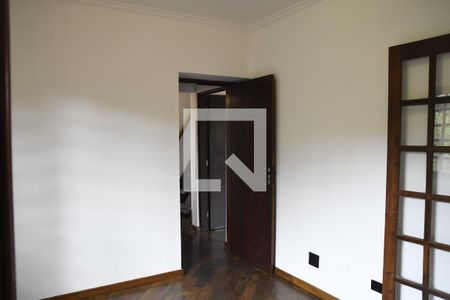 Casa de condomínio para alugar com 285m², 6 quartos e 4 vagasQuarto 2