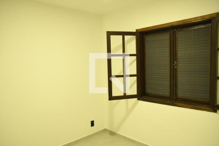 Casa de condomínio para alugar com 285m², 6 quartos e 4 vagasQuarto de Serviço