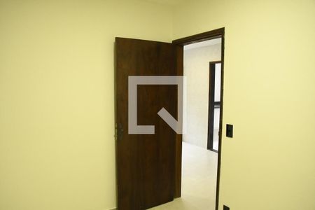 Casa de condomínio para alugar com 285m², 6 quartos e 4 vagasQuarto de Serviço