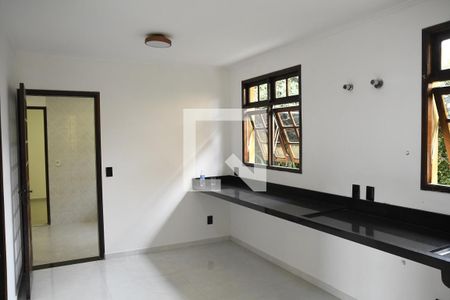 Casa de condomínio para alugar com 285m², 6 quartos e 4 vagasCozinha