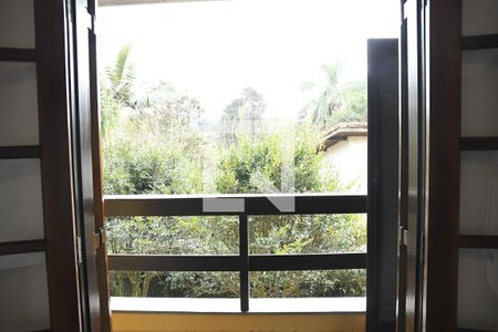 Casa de condomínio para alugar com 285m², 6 quartos e 4 vagasQuarto