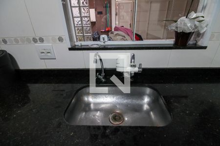 Casa à venda com 70m², 2 quartos e 2 vagasCozinha