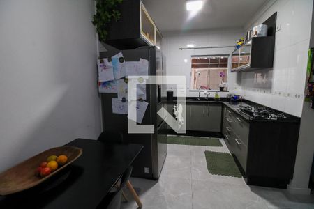 Casa à venda com 70m², 2 quartos e 2 vagasCozinha