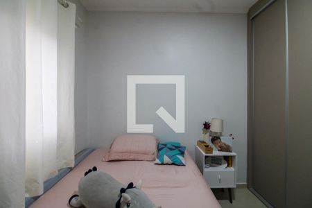 Casa à venda com 70m², 2 quartos e 2 vagasSuíte 2