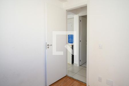 Quarto de apartamento à venda com 2 quartos, 33m² em Parque Fongaro, São Paulo