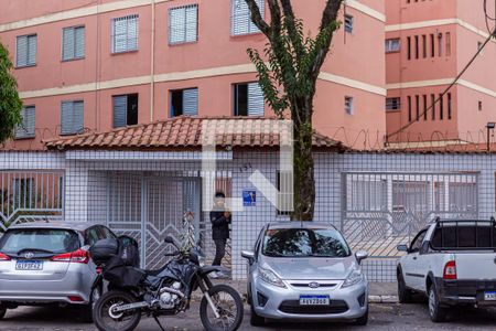 Apartamento para alugar com 46m², 2 quartos e 1 vaga Apartamento para alugar com 46m², 2 quartos e 1 vagaFachada
