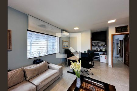 Suíte de casa para alugar com 4 quartos, 250m² em Campo Belo, São Paulo