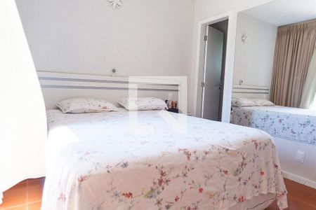 Casa à venda com 250m², 5 quartos e 2 vagassuite