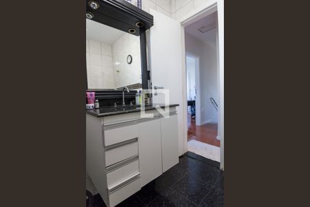 Casa à venda com 250m², 5 quartos e 2 vagasBanheiro Social