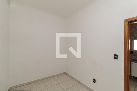 Quarto 1 de apartamento para alugar com 2 quartos, 50m² em Santa Ifigênia, São Paulo