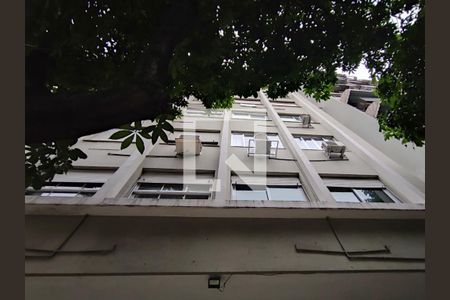 Apartamento à venda com 70m², 1 quarto e sem vagaFachada
