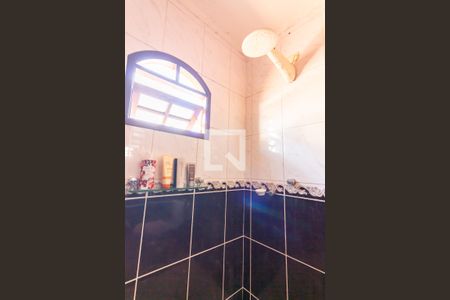 Casa à venda com 230m², 5 quartos e 2 vagasBanheiro da Suíte