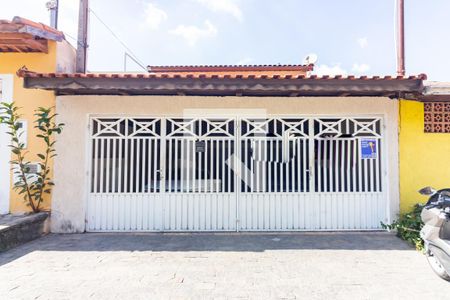 Casa à venda com 230m², 5 quartos e 2 vagasFachada