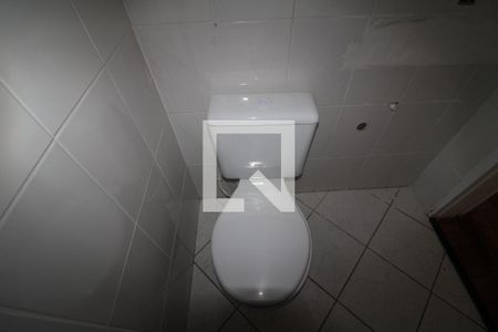 Casa de condomínio à venda com 133m², 3 quartos e 2 vagasBanheiro