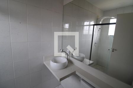 Casa de condomínio à venda com 133m², 3 quartos e 2 vagasQuarto 1 - banheiro