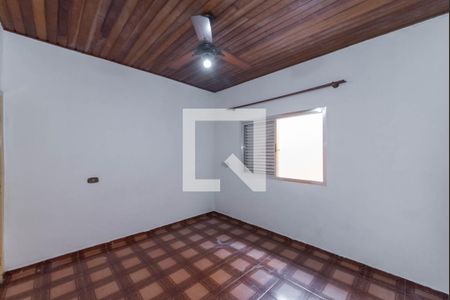 Casa à venda com 170m², 3 quartos e 4 vagasQuarto 2