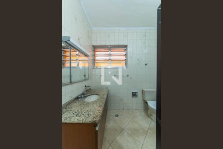 Casa à venda com 170m², 3 quartos e 4 vagasBanheiro
