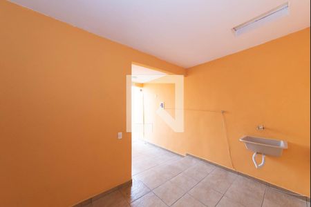 Casa à venda com 170m², 3 quartos e 4 vagasEdicula - Lavanderia