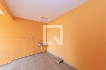 Casa à venda com 170m², 3 quartos e 4 vagasEdicula - Lavanderia