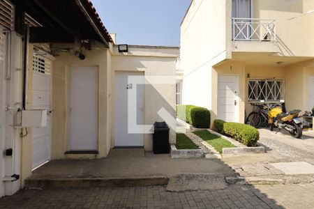 Casa de condomínio para alugar com 65m², 2 quartos e 1 vagaÁrea comum