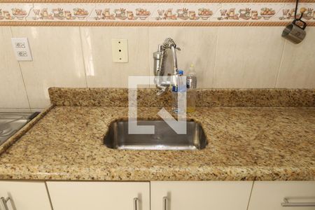 Casa de condomínio para alugar com 65m², 2 quartos e 1 vagaCozinha