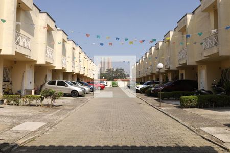 Casa de condomínio para alugar com 65m², 2 quartos e 1 vagaÁrea comum