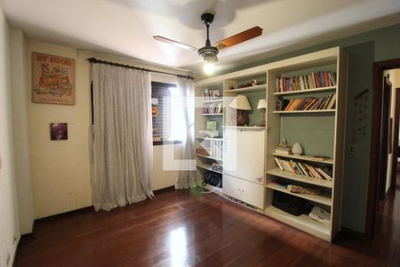 Apartamento à venda com 210m², 3 quartos e 4 vagasQuarto 2