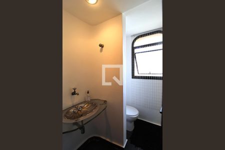 Apartamento à venda com 210m², 3 quartos e 4 vagasLavabo