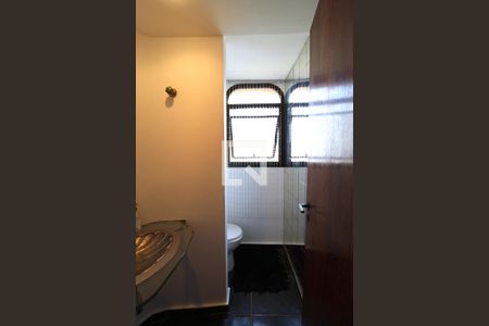 Apartamento à venda com 210m², 3 quartos e 4 vagasLavabo