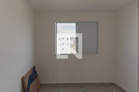Quarto 2 de apartamento para alugar com 2 quartos, 40m² em Jardim Esmeraldina, Campinas