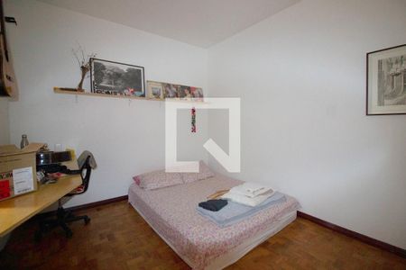 Casa à venda com 220m², 3 quartos e 4 vagasQuarto 2