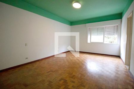 Casa à venda com 220m², 3 quartos e 4 vagasSuíte