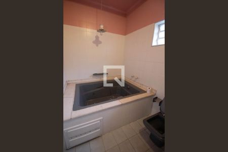 Casa à venda com 220m², 3 quartos e 4 vagasBanheiro da Suíte