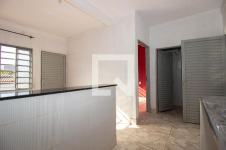 Casa para alugar com 40m², 1 quarto e 1 vaga Casa para alugar com 40m², 1 quarto e 1 vagaCozinha