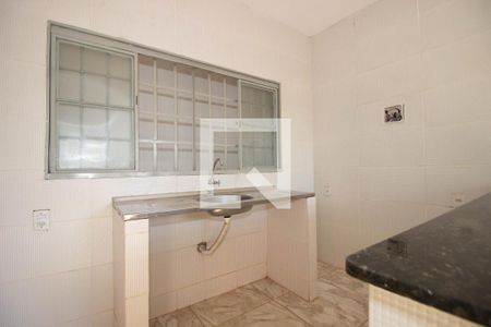 Casa para alugar com 40m², 1 quarto e 1 vaga Casa para alugar com 40m², 1 quarto e 1 vagaCozinha