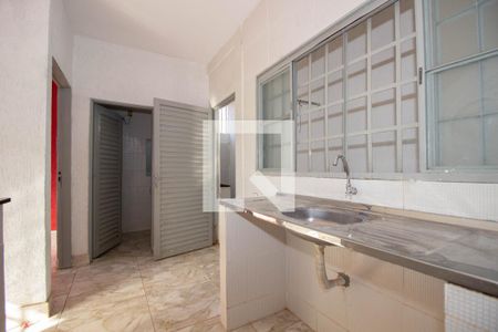 Casa para alugar com 40m², 1 quarto e 1 vaga Casa para alugar com 40m², 1 quarto e 1 vagaCozinha