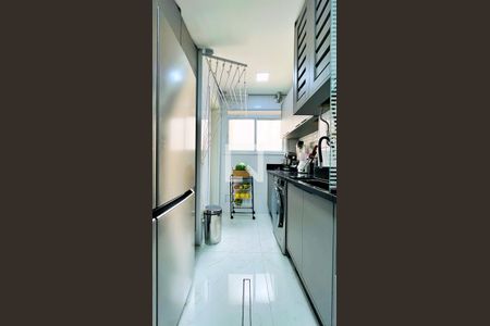 Apartamento à venda com 106m², 3 quartos e 2 vagas Apartamento à venda com 106m², 3 quartos e 2 vagasÁrea de Serviço