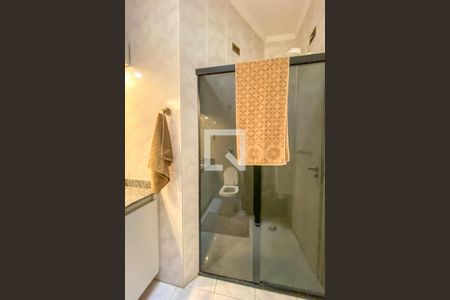 Casa à venda com 240m², 4 quartos e 2 vagasBanheiro Social