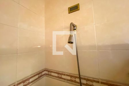 Casa à venda com 240m², 4 quartos e 2 vagasBanheiro da Suíte 1