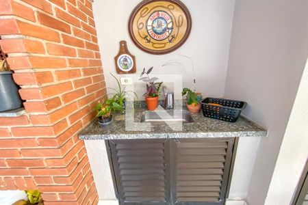 Casa à venda com 240m², 4 quartos e 2 vagasQuintal e Churrasqueira