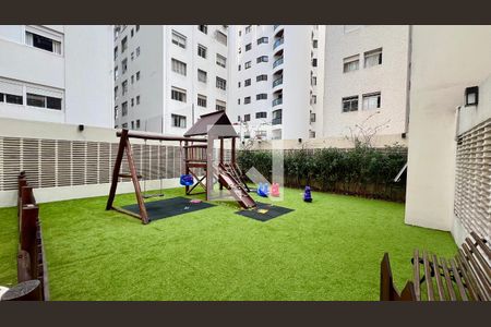 Apartamento à venda com 60m², 2 quartos e 2 vagas Apartamento à venda com 60m², 2 quartos e 2 vagasPlayground