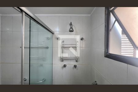 Apartamento à venda com 60m², 2 quartos e 2 vagas Apartamento à venda com 60m², 2 quartos e 2 vagasBanheiro