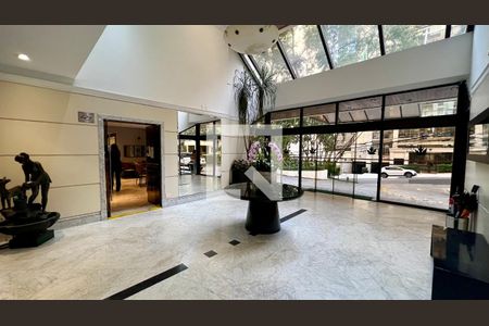 Apartamento à venda com 60m², 2 quartos e 2 vagas Apartamento à venda com 60m², 2 quartos e 2 vagasHall de entrada