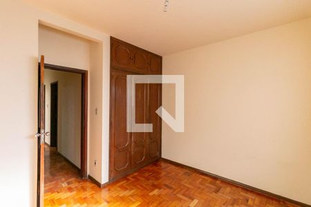 Casa à venda com 225m², 4 quartos e 3 vagasQuarto 4