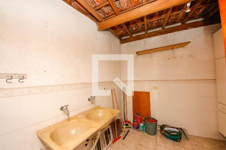 Casa à venda com 150m², 3 quartos e 2 vagasÁrea de Serviço