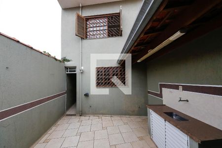 Casa à venda com 150m², 3 quartos e 2 vagasQuintal