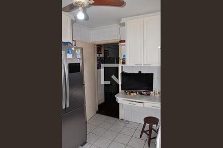 Apartamento à venda com 123m², 3 quartos e 3 vagas Apartamento à venda com 123m², 3 quartos e 3 vagasCozinha