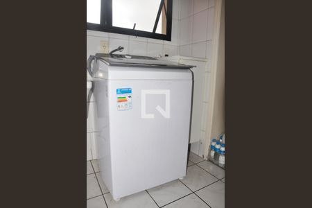 Apartamento à venda com 123m², 3 quartos e 3 vagas Apartamento à venda com 123m², 3 quartos e 3 vagasÁrea de Serviço