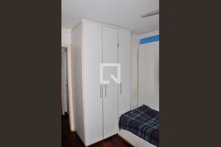 Apartamento à venda com 123m², 3 quartos e 3 vagas Apartamento à venda com 123m², 3 quartos e 3 vagasQuarto 03 com Suíte