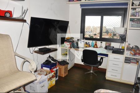 Apartamento à venda com 123m², 3 quartos e 3 vagas Apartamento à venda com 123m², 3 quartos e 3 vagasQuarto 02 com Suíte